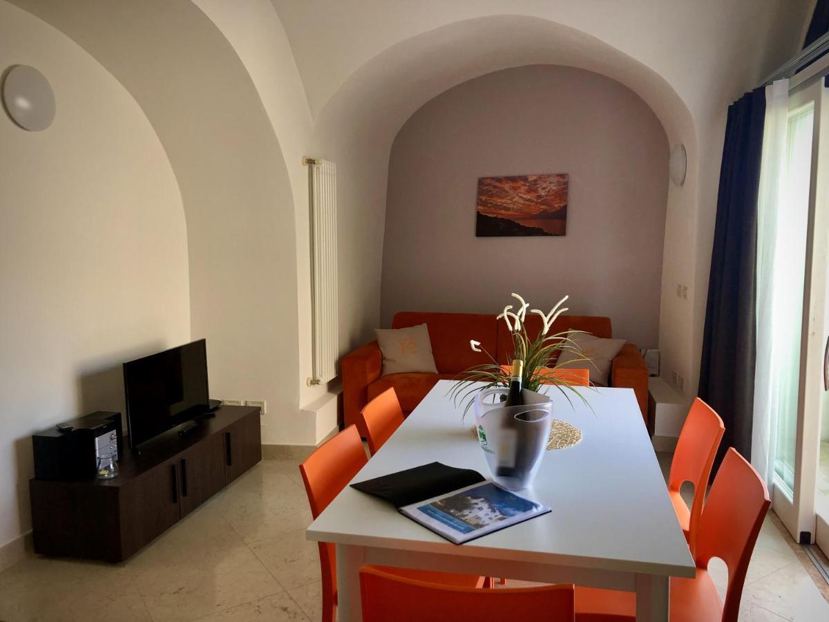 Villa Borgo Borago Brenzone sul Garda Esterno foto
