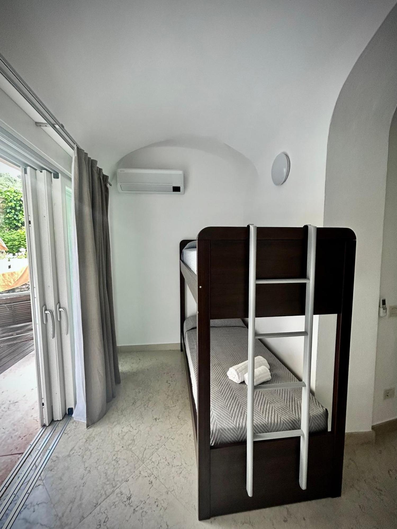 Villa Borgo Borago Brenzone sul Garda Camera foto