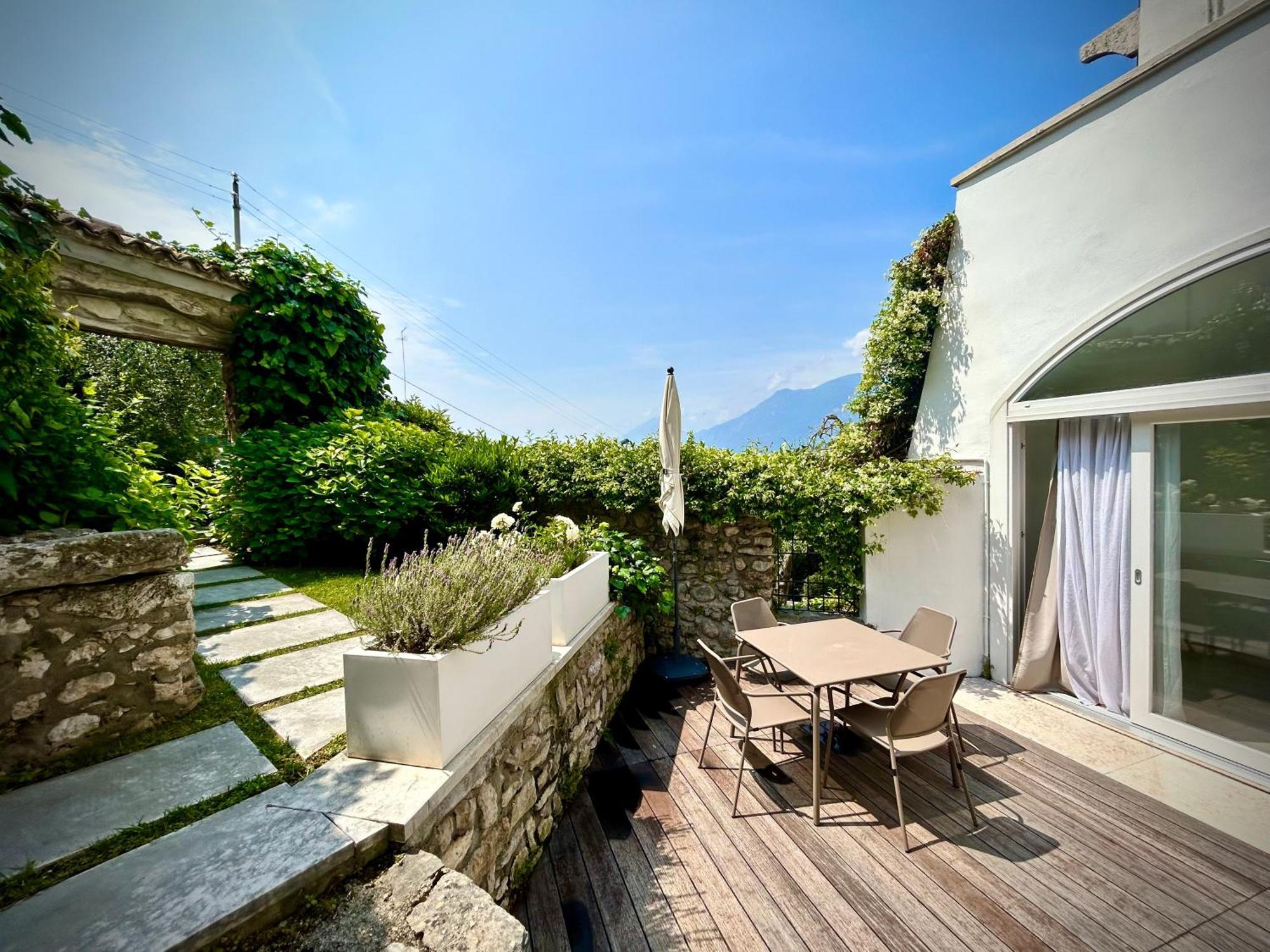 Villa Borgo Borago Brenzone sul Garda Camera foto