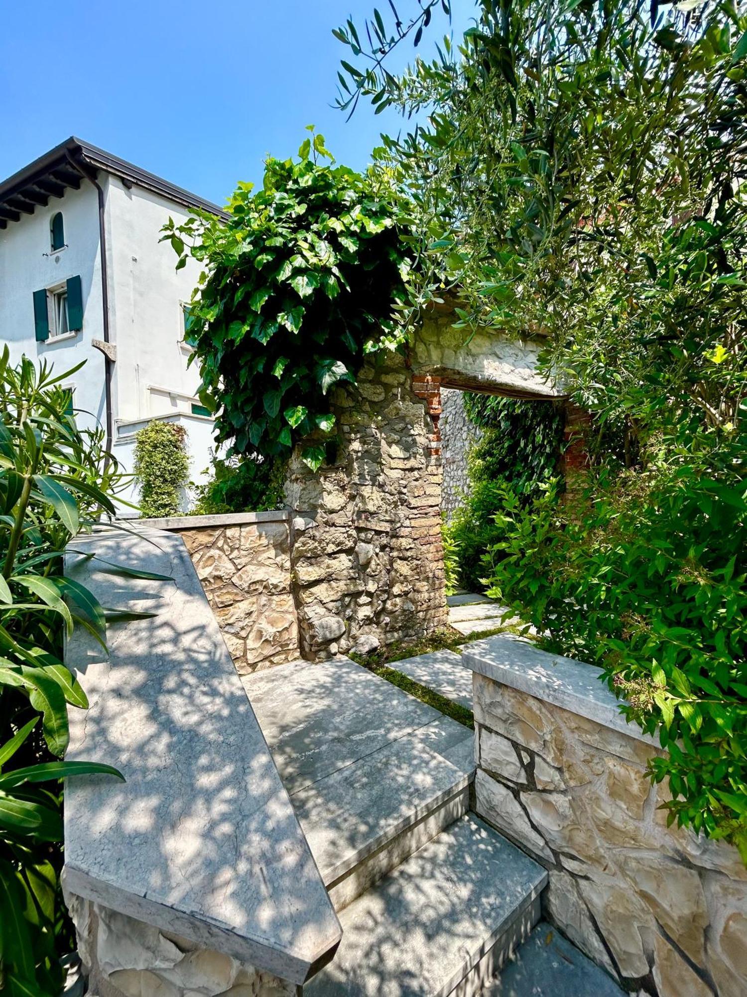 Villa Borgo Borago Brenzone sul Garda Camera foto